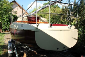 plachernica, motorová loď, hausbot,člun Neptun 22 - 4