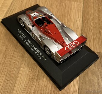 Audi R8 – víťaz/winner Le Mans 2002 (1:43) - 4