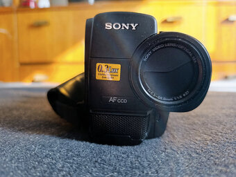 Sony Handycam CCD-TR401E Video 8 - 4