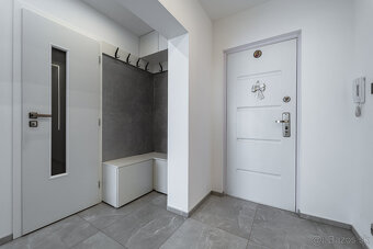 Luxusný 4 izbový byt na predaj, Veľké Kapušany - 4