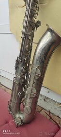 Saxofón Bariton - 4