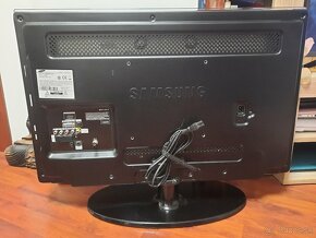 Predám TV Samsung 32 palcov - 4