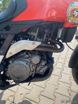 Aprilia Pegaso 650 Strada (35kw) - 4