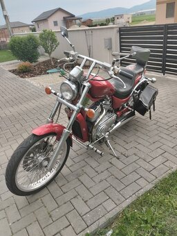 Suzuki intruder gl 600 - 4