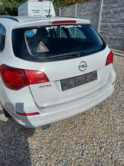Rozpredam Opel Astra J ST 1.4 Turbo 88kw A14net - 4
