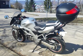 SUZUKI - 4