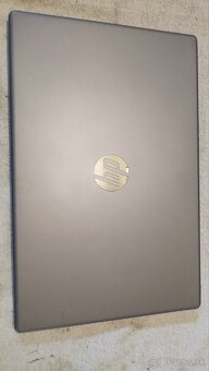 Rozpredám diely na notebook HP 250 G10 - 4