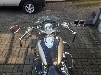 YAMAHA Dragstar 1100 - 4