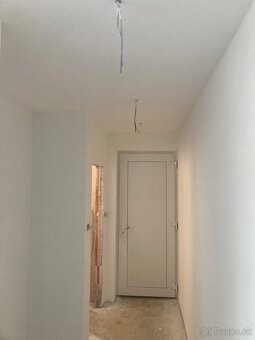 MM Maľovanie Striekanie Interiér Exteriér - 4