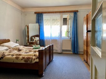 Rodinný dom s veľkou záhradou /1054 m2/, Kolárovo - 4