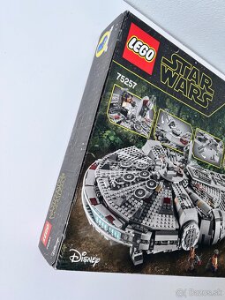 LEGO® Star Wars™ 75257 Millennium Falcon - 4