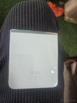 Samsung z flip5 256gb - 4