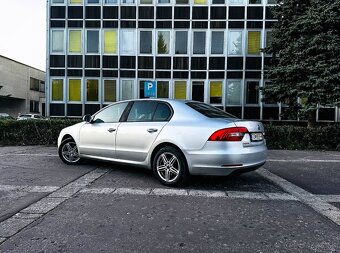 Škoda Superb 1.6 TDI CR DPF Ambition - 4