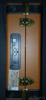 Gramofón v kufríku funguje aj na Powerbanku - 4