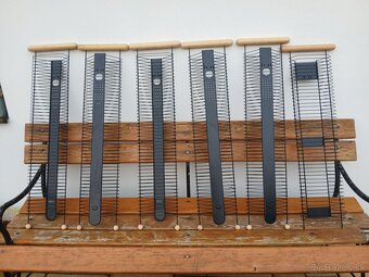 Techpoint kovové stojany na CD/DVD - 4