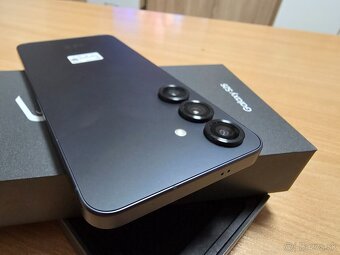 Samsung galaxy s25  čierny 512gb - 4