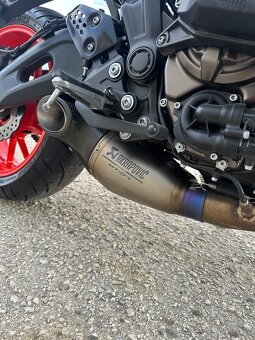 Yamaha MT07 Akrapovic - 4
