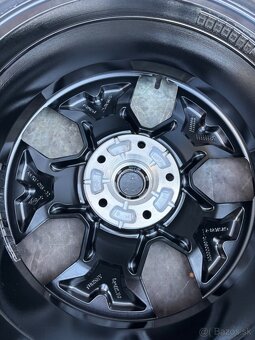 Nová zimní original sada alu Dacia Duster 215/65R17 - 4