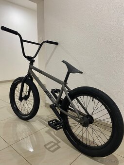 High-end BMX bike s top komponentmi - 4