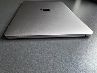 MacBook Pro - 4