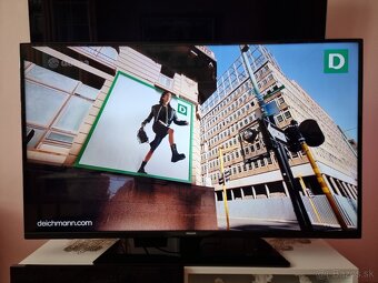 Predám LED TV 32PHH4309/88 HD - 4