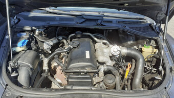 Predan VW Touareg 2003, 2,5TDI 128kW - 4