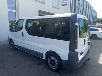 Opel Vivaro 1.9 DTI 74KW 8 - miestny BUS - 4
