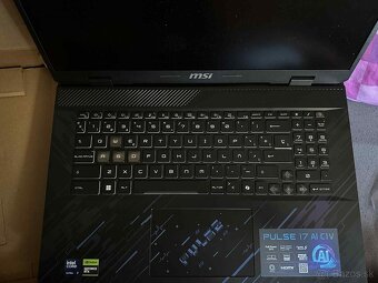 Herny Notebook Msi Pulse 17 AI C1VGKG - 4