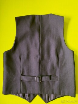 Vesta velkosti  104 a 128 - 4