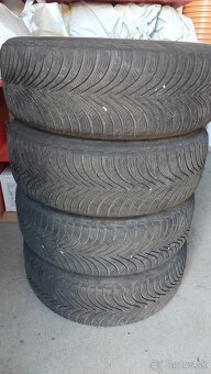 Predám plechové disky 16" so zimnymi pneu 205/60 r16 - 4