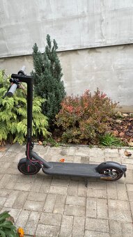 Elektrická kolobežka Xiaomi Electric Scooter 4 Pro EU 35802 - 4