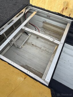 Hliníkový čln + prívesný vozík s ŠPZ - 4