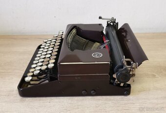 Starožitný písací stroj ERIKA model S z roku 1939 - 4