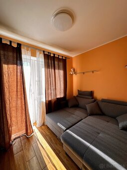 Dám do dlhodobého prenájmu jednoizbový byt s terasou v Rovin - 4