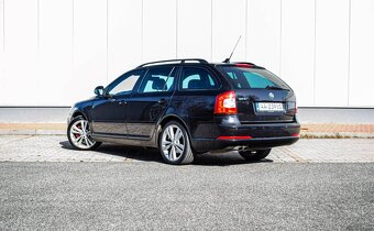 Škoda Octavia Combi RS 2.0 TDI - 4