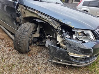 Volkswagen Passat B6 - 4