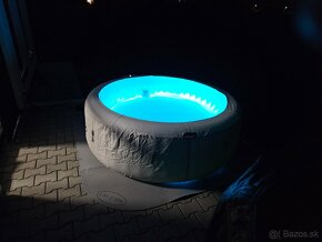 Bestway Lay-Z-Spa Paris vírivka + podlozka - 4