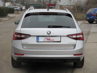 Škoda Superb Combi 2.0 TDI Style DSG - 4