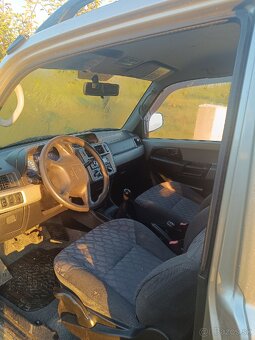Mitsubishi Pajero Pinin - 4