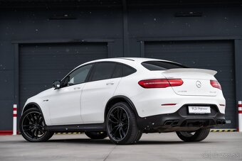 Mercedes-Benz GLC Coupe 63 AMG 4Matic+ V8 Biturbo - 4