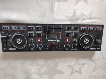 Numark DJ2GO 2 Touch DJ kontroler
- 4