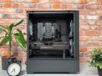 Ryzen 7 7700X\32GB\RTX 4070S\SSD\850W Zdroj - 4