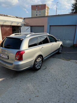 Toyota Avensis T25 2.0 d4d 93kw - 4
