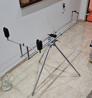 Rybársky stojan + signalizátory Delphin s príposluchom - 4