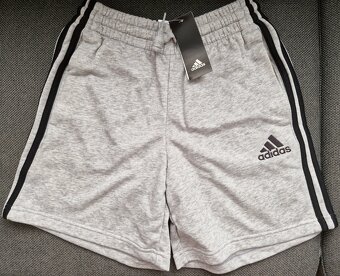 Nové pánske šortky Adidas, sivé, veľkosť S - 4