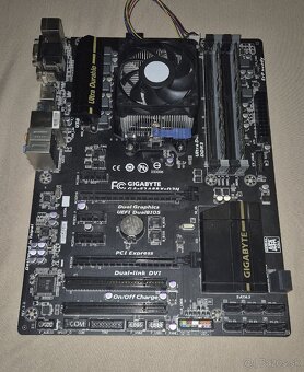 FM2/FM2+ / DDR3 - Gigabyte GA-F2A88XM-D3H - 4