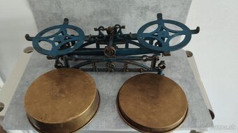 Staré 5kg váhy s puvodnima miskama - 4