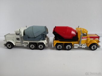 MATCHBOX - PETERBILT 1981 - DOMIEŠAVAČ - POZRI DETAILNÉ FOTO - 4