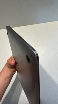 Apple Macbook Air 13" - M1, 16GB, 512 GB disk - 4