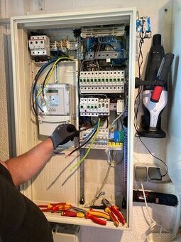 ELEKTRIKÁR / MONTÉR do Nemecka - 4